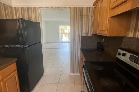 Condo in Sunny Isles Beach, Florida, 2 bedrooms  № 1714834 - photo 15