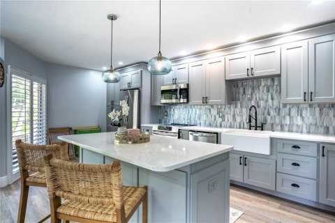 Condo in Safety Harbor, Florida, 1 bedroom № 2238176 - photo 3