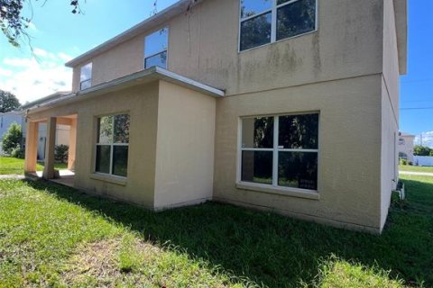 House in Kissimmee, Florida 4 bedrooms, 259.2 sq.m. № 1807324 - photo 7