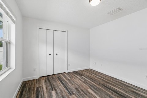 Villa ou maison à vendre à Tampa, Floride: 3 chambres, 103.21 m2 № 2226079 - photo 23