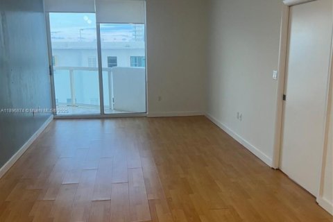 Снять в аренду кондоминиум в Майами-Бич, Флорида 1 спальня, 63.45м2, № 1947849 - фото 5