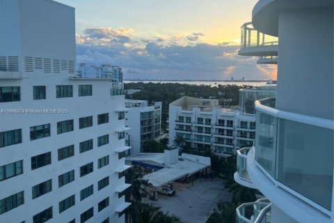 Снять в аренду кондоминиум в Майами-Бич, Флорида 1 спальня, 63.45м2, № 1947849 - фото 2