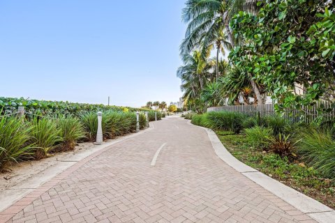 Снять в аренду кондоминиум в Майами-Бич, Флорида 1 спальня, 63.45м2, № 1947849 - фото 27