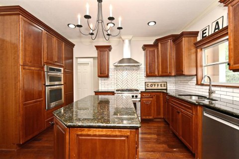 House in Maitland, Florida 6 bedrooms, 371.24 sq.m. № 1783404 - photo 13