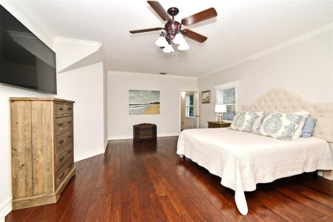 House in Maitland, Florida 6 bedrooms, 371.24 sq.m. № 1783404 - photo 22