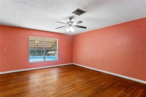 Casa en venta en Brooksville, Florida, 3 dormitorios, 194.35 m2 № 2238419 - foto 9