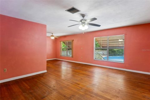Casa en venta en Brooksville, Florida, 3 dormitorios, 194.35 m2 № 2238419 - foto 11