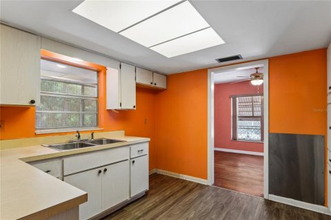 Casa en venta en Brooksville, Florida, 3 dormitorios, 194.35 m2 № 2238419 - foto 16
