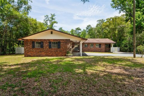 Casa en venta en Brooksville, Florida, 3 dormitorios, 194.35 m2 № 2238419 - foto 2