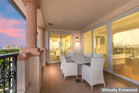 Condo in Miami Beach, Florida, 4 bedrooms  № 2001614 - photo 26