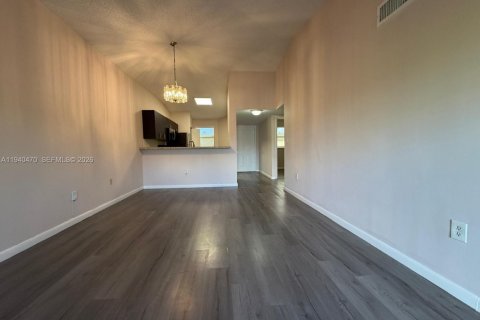 Купить кондоминиум в Санрайз, Флорида 2 спальни, 91.6м2, № 1999719 - фото 3