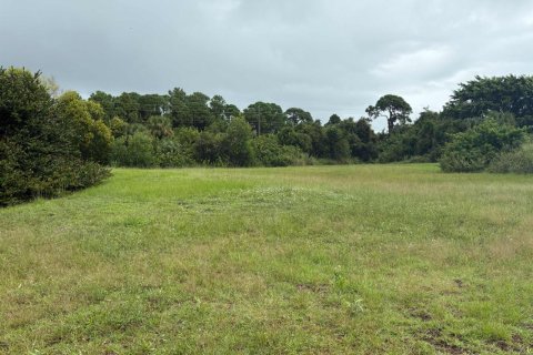 Commercial property in Port St. Lucie, Florida № 2254311