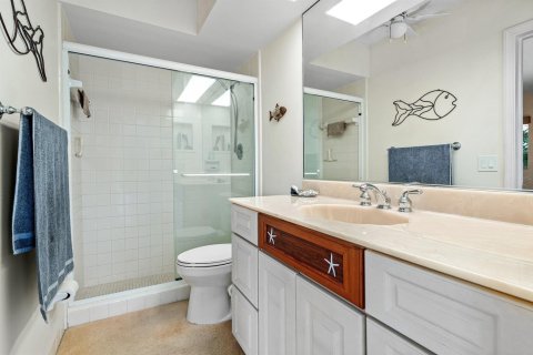 House in Ocean Ridge, Florida 2 bedrooms, 135.64 sq.m. № 2087678 - photo 12