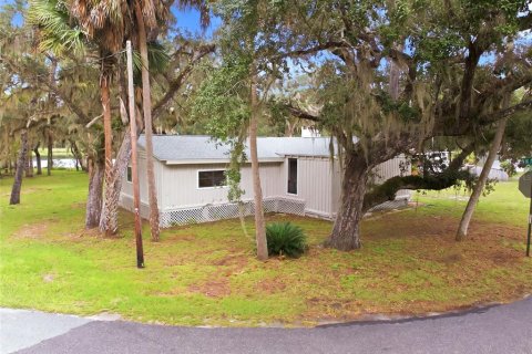 Casa en venta en Chiefland, Florida, 2 dormitorios, 166.3 m2 № 2378090 - foto 3