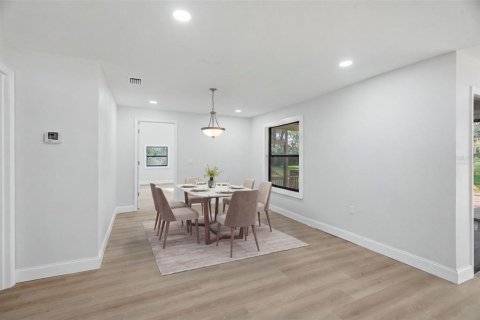 Casa en venta en Chiefland, Florida, 2 dormitorios, 166.3 m2 № 2378090 - foto 16