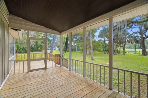 Casa en venta en Chiefland, Florida, 2 dormitorios, 166.3 m2 № 2378090 - foto 5