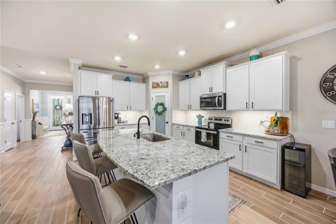 Villa ou maison à vendre à Sarasota, Floride: 4 chambres, 189.99 m2 № 2408068 - photo 8