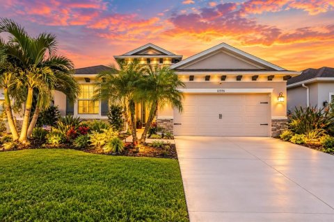 Villa ou maison à Sarasota, Floride 4 chambres, 189.99 m2 № 2408068