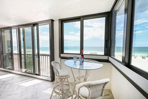 Condominio en venta en Sarasota, Florida, 2 dormitorios, 138.8 m2 № 2202495 - foto 17