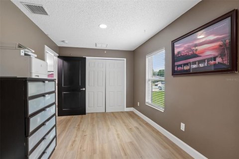 House in Brandon, Florida 3 bedrooms, 145.39 sq.m. № 2101602 - photo 10