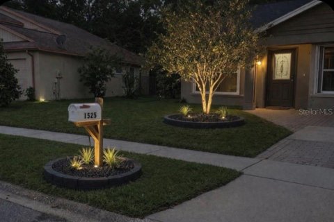 House in Brandon, Florida 3 bedrooms, 145.39 sq.m. № 2101602 - photo 22