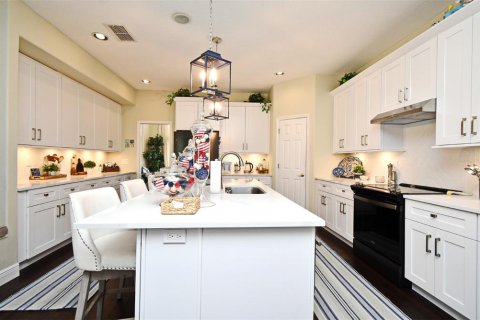 Villa ou maison à vendre à Chuluota, Floride: 5 chambres, 275.27 m2 № 1791597 - photo 13