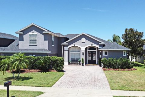 Villa ou maison à vendre à Chuluota, Floride: 5 chambres, 275.27 m2 № 1791597 - photo 2