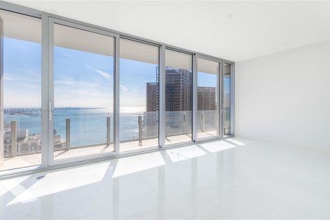 Condominio en venta en Miami, Florida, 5 dormitorios, 358.05 m2 № 1981758 - foto 10