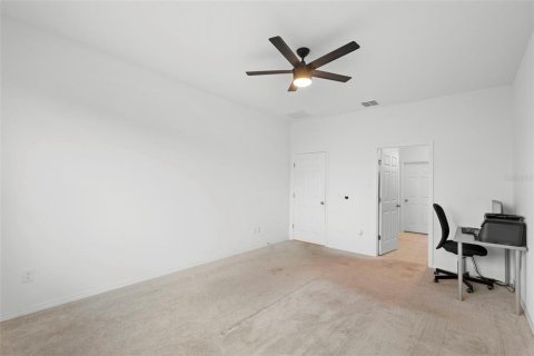 House in Haines City, Florida 3 bedrooms, 155.24 sq.m. № 1757561 - photo 17