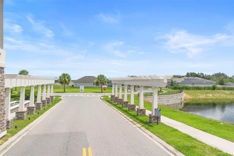 House in Haines City, Florida 3 bedrooms, 155.24 sq.m. № 1757561 - photo 27