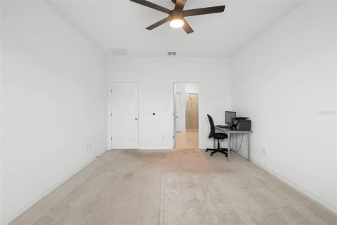 House in Haines City, Florida 3 bedrooms, 155.24 sq.m. № 1757561 - photo 16