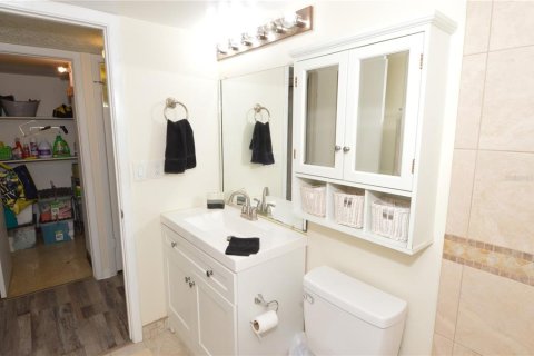 Copropriété à louer à Largo, Floride: 1 chambre, 69.4 m2 № 2234094 - photo 27