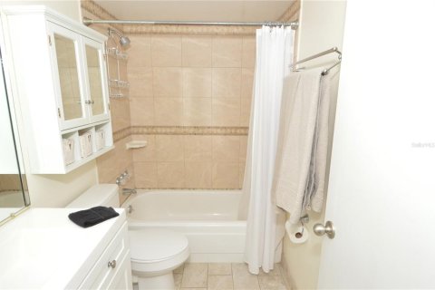 Copropriété à louer à Largo, Floride: 1 chambre, 69.4 m2 № 2234094 - photo 26