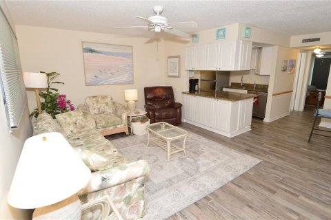 Copropriété à louer à Largo, Floride: 1 chambre, 69.4 m2 № 2234094 - photo 4
