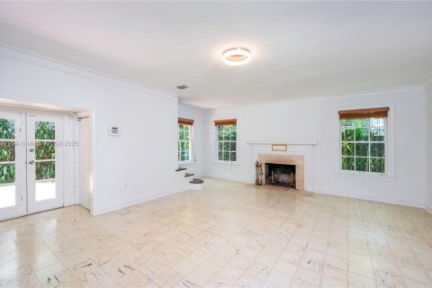 Снять в аренду виллу или дом в Майами, Флорида 2 спальни, 139.45м2, № 1942632 - фото 3