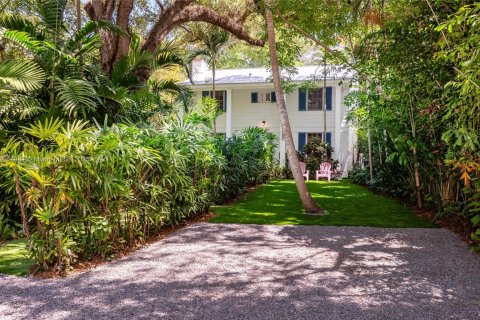 Снять в аренду виллу или дом в Майами, Флорида 2 спальни, 139.45м2, № 1942632 - фото 21