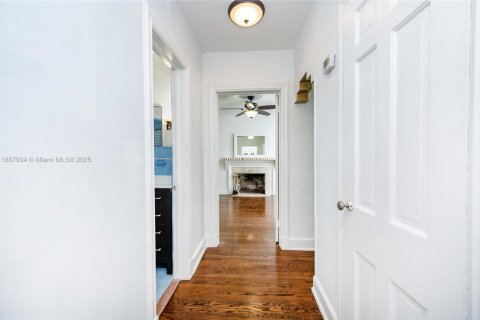 Снять в аренду виллу или дом в Майами, Флорида 2 спальни, 139.45м2, № 1942632 - фото 14