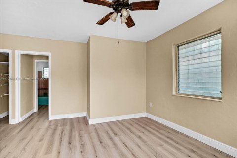 Appartement à louer à Miami, Floride: 1 chambre, 148.64 m2 № 1860505 - photo 9