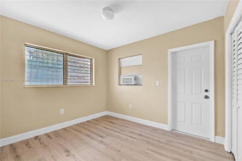 Appartement à louer à Miami, Floride: 1 chambre, 148.64 m2 № 1860505 - photo 10