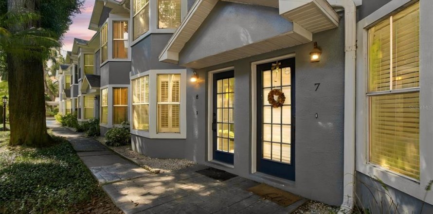 Condo in Tampa, Florida, 2 bedrooms  № 2419639