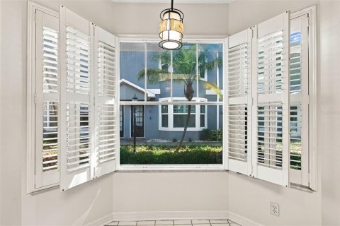 Condo in Tampa, Florida, 2 bedrooms  № 2419639 - photo 19