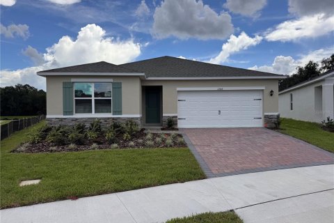 House in Apopka, Florida 4 bedrooms, 192.96 sq.m. № 2329937