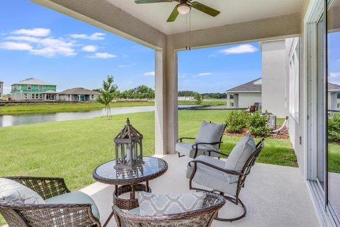 House in Lakewood Ranch, Florida 4 bedrooms, 256.04 sq.m. № 2096692 - photo 20