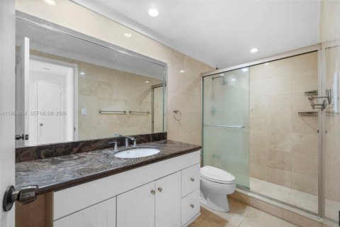 Condominio en alquiler en Miami, Florida, 1 dormitorio, 72.37 m2 № 2026046 - foto 19