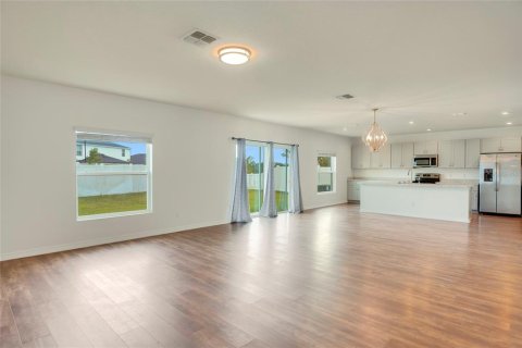 Casa en venta en Clermont, Florida, 4 dormitorios, 208.1 m2 № 2238934 - foto 7