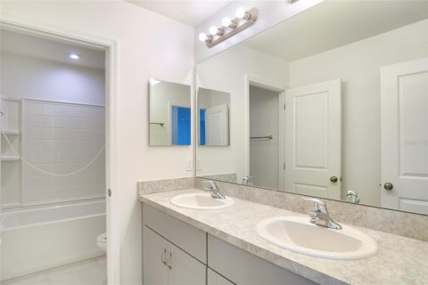 Casa en venta en Clermont, Florida, 4 dormitorios, 208.1 m2 № 2238934 - foto 15