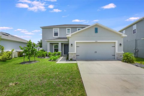 House in Clermont, Florida 4 bedrooms, 208.1 sq.m. № 2238934