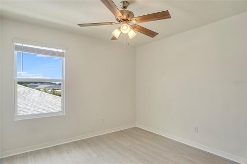 Casa en venta en Clermont, Florida, 4 dormitorios, 208.1 m2 № 2238934 - foto 13