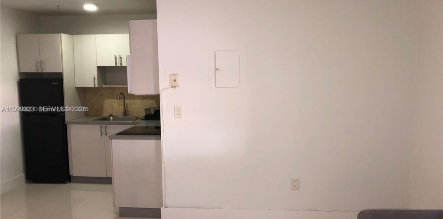 Appartement à Miami Beach, Floride 1 chambre, 2045.62 m2 № 2060778