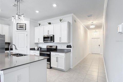 House in Haines City, Florida 3 bedrooms, 144.93 sq.m. № 1750751 - photo 10